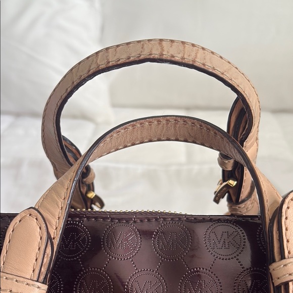Authentic Michael Kors Dark Brown Crossbody‎ Bag with Gold Accents 9”/13” - Picture 6 of 8